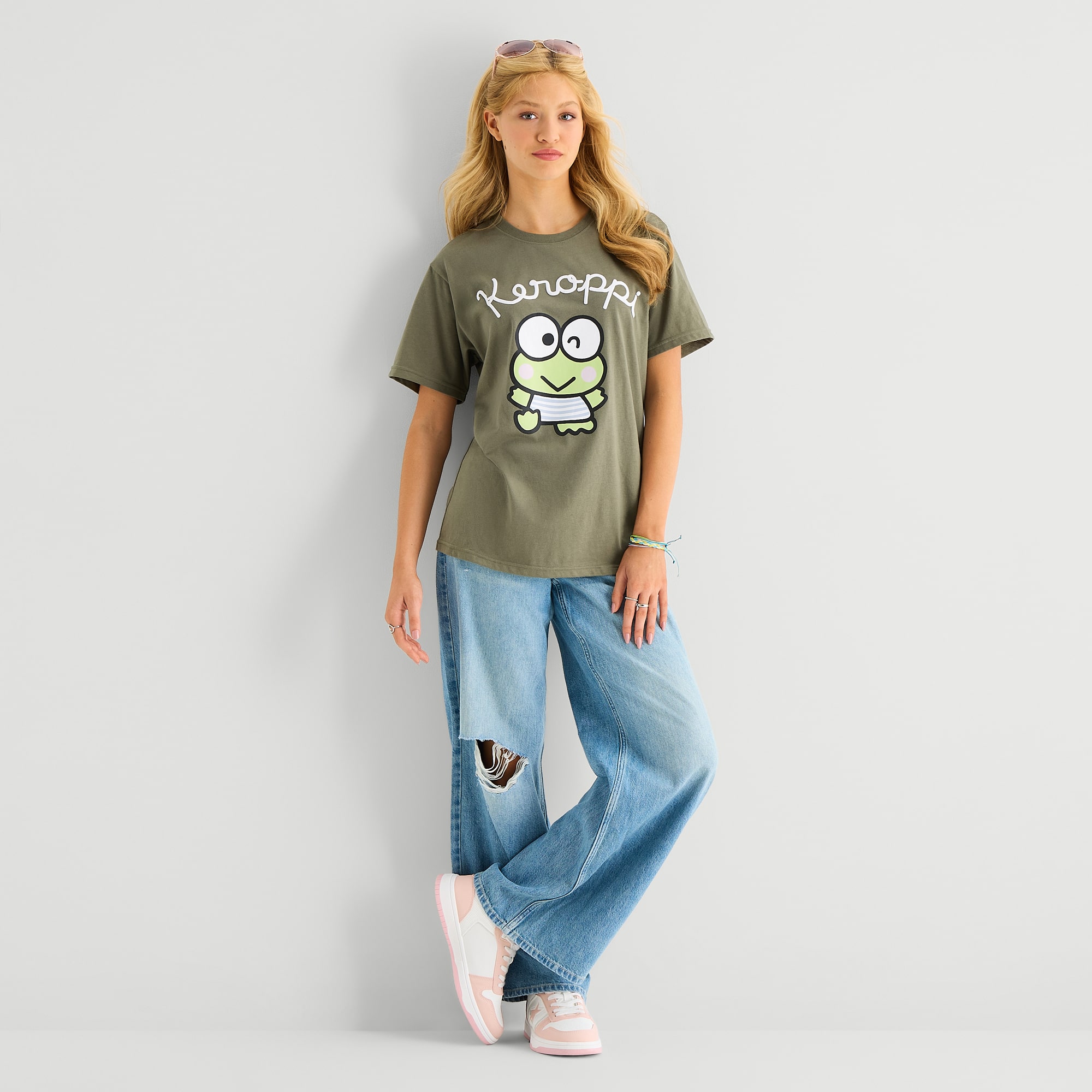 Grayson Threads, The Label Kerropi Boyfriend Womens Juniors Crew Neck Short Sleeve Loose Fit Graphic T-Shirt