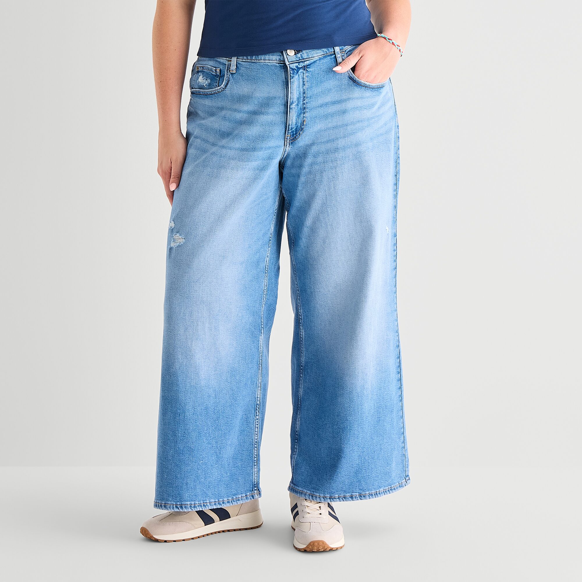 Arizona Curvy Womens Juniors Plus Low Rise Baggy Fit Jean
