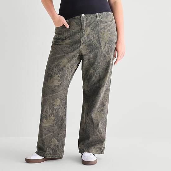 Arizona Curvy Womens Juniors Plus Low Rise Straight Leg Jean