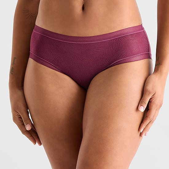 Ambrielle Smooth Lace Hipster Panty