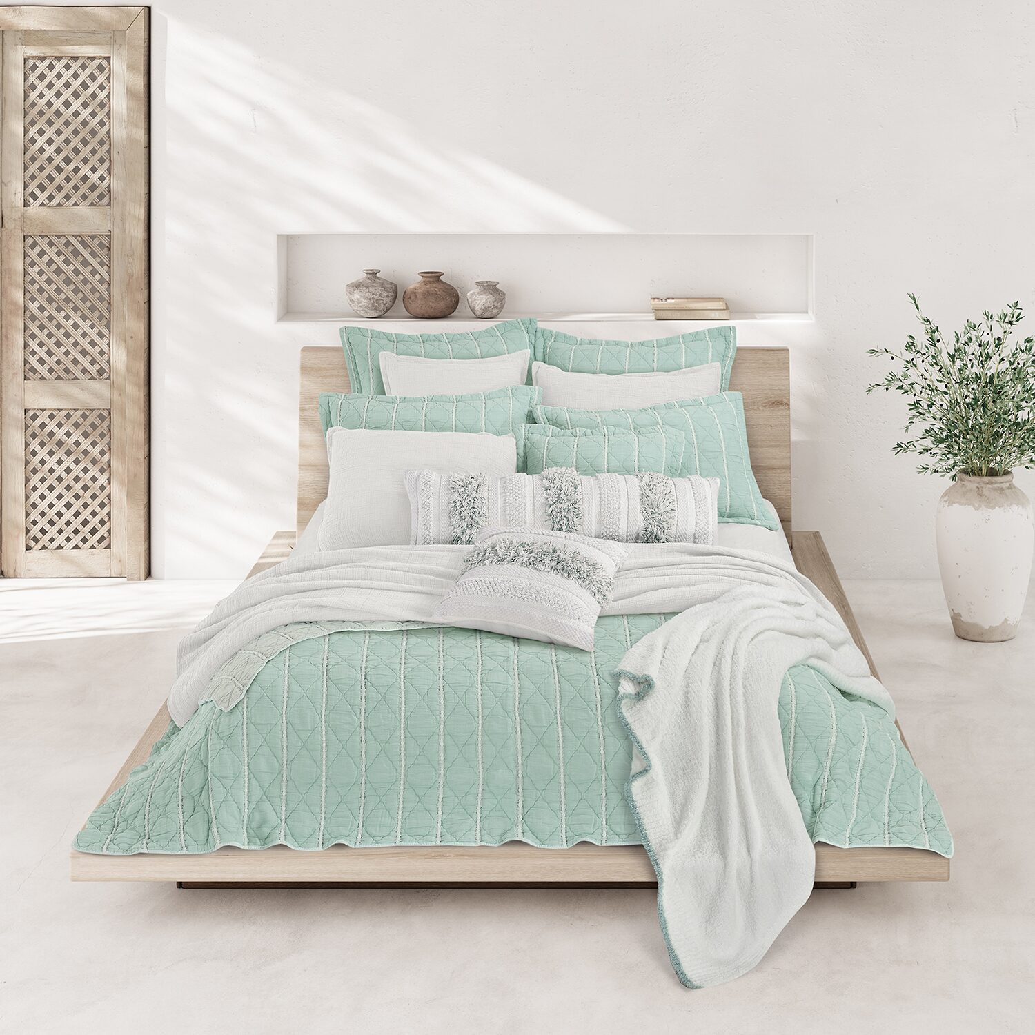 Queen Street Sand & Stone REVERSIBLE Lightweight Throw