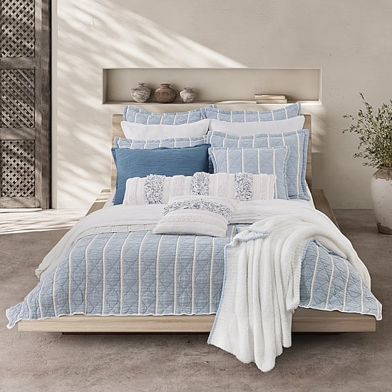 Queen Street Sand & Stone Reversible Lightweight Throw
