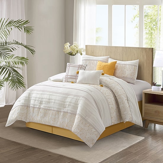 Stratford Park Holly 7pc Lightweight Comforter Set