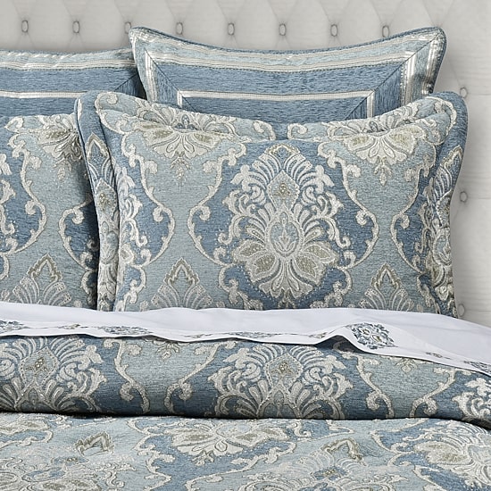 Queen Street Cesar 4-pc. Midweight Comforter Set