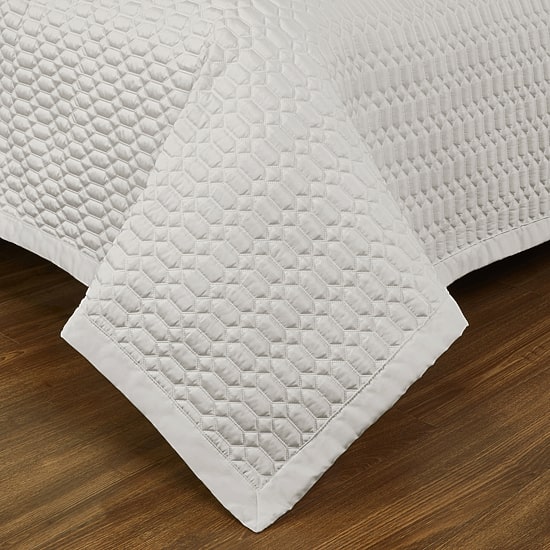 Queen Street Blanchard 3-pc. Solid Quilt Set