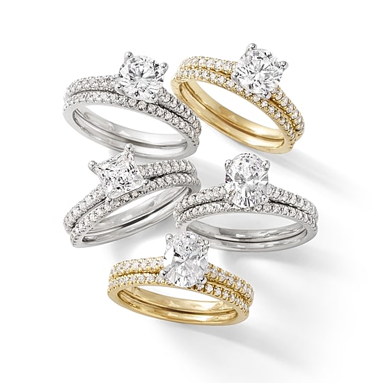 (H-I / Si2-I1) Womens 1 1/2 CT. T.W. Lab Grown White Diamond 10K or 14K Gold Round Side Stone Bridal Set