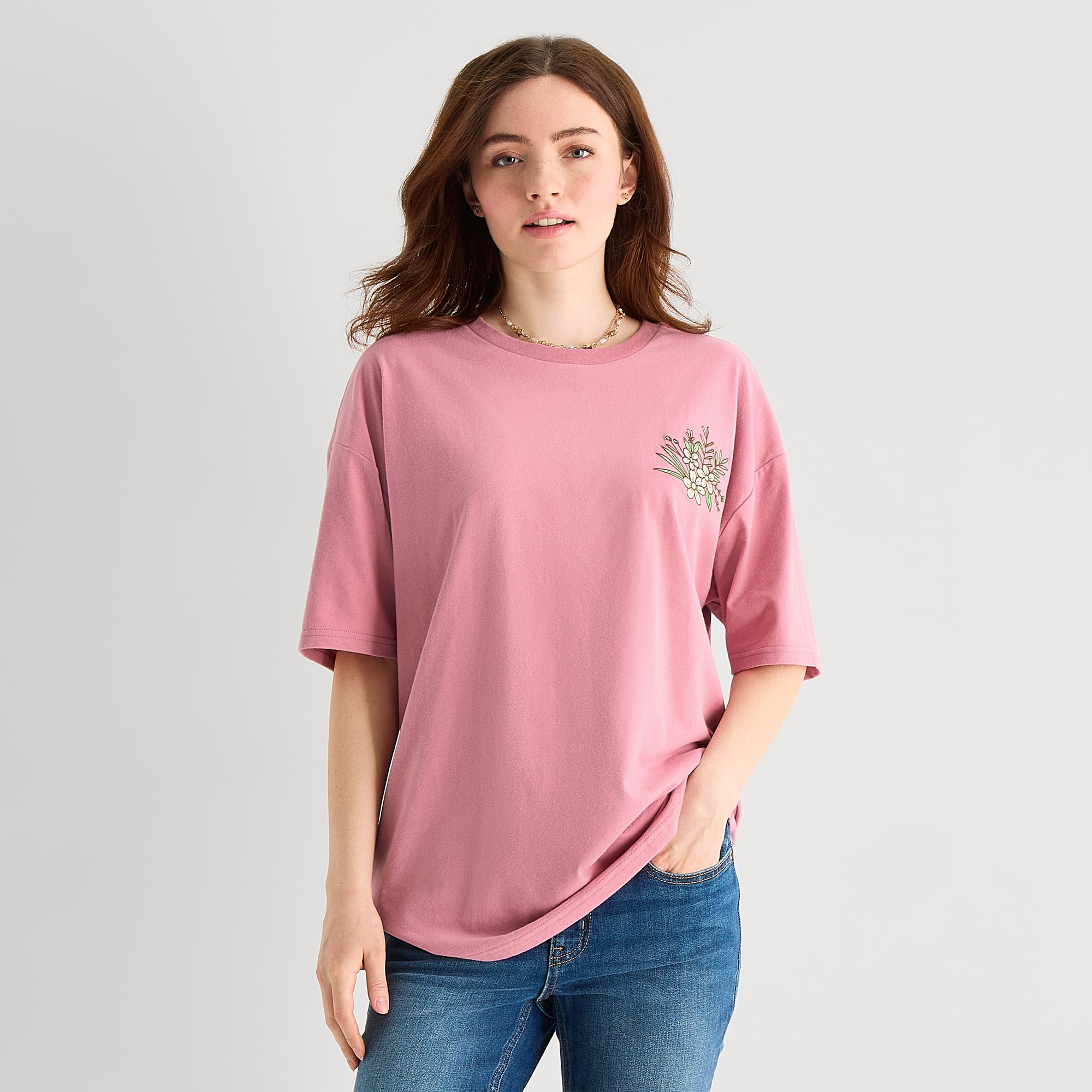 New World Book Club Oversized Tee Womens Juniors Crew Neck Short Sleeve Graphic T-Shirt