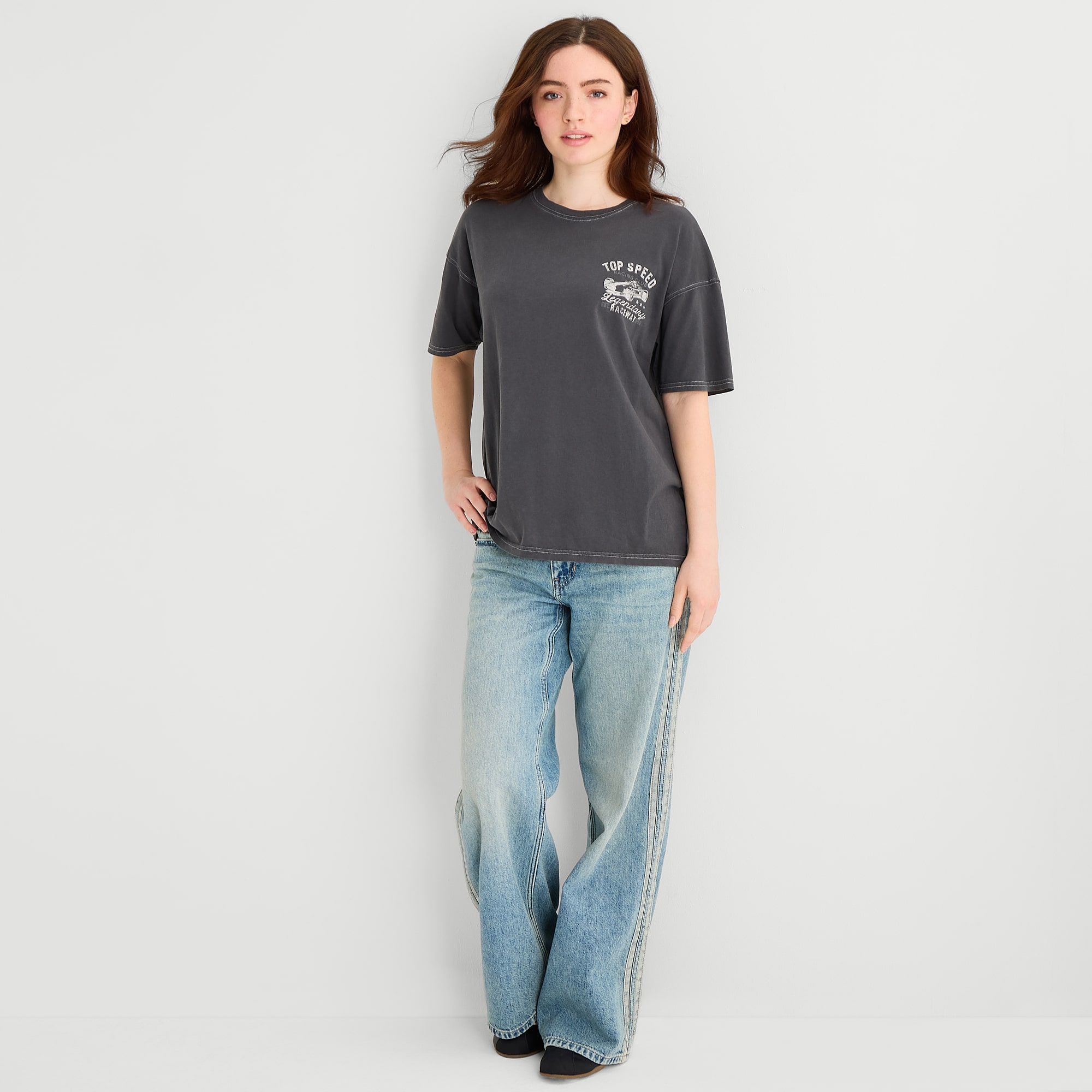 Arizona Womens Juniors Round Neck Short Sleeve Oversized Graphic T-Shirt