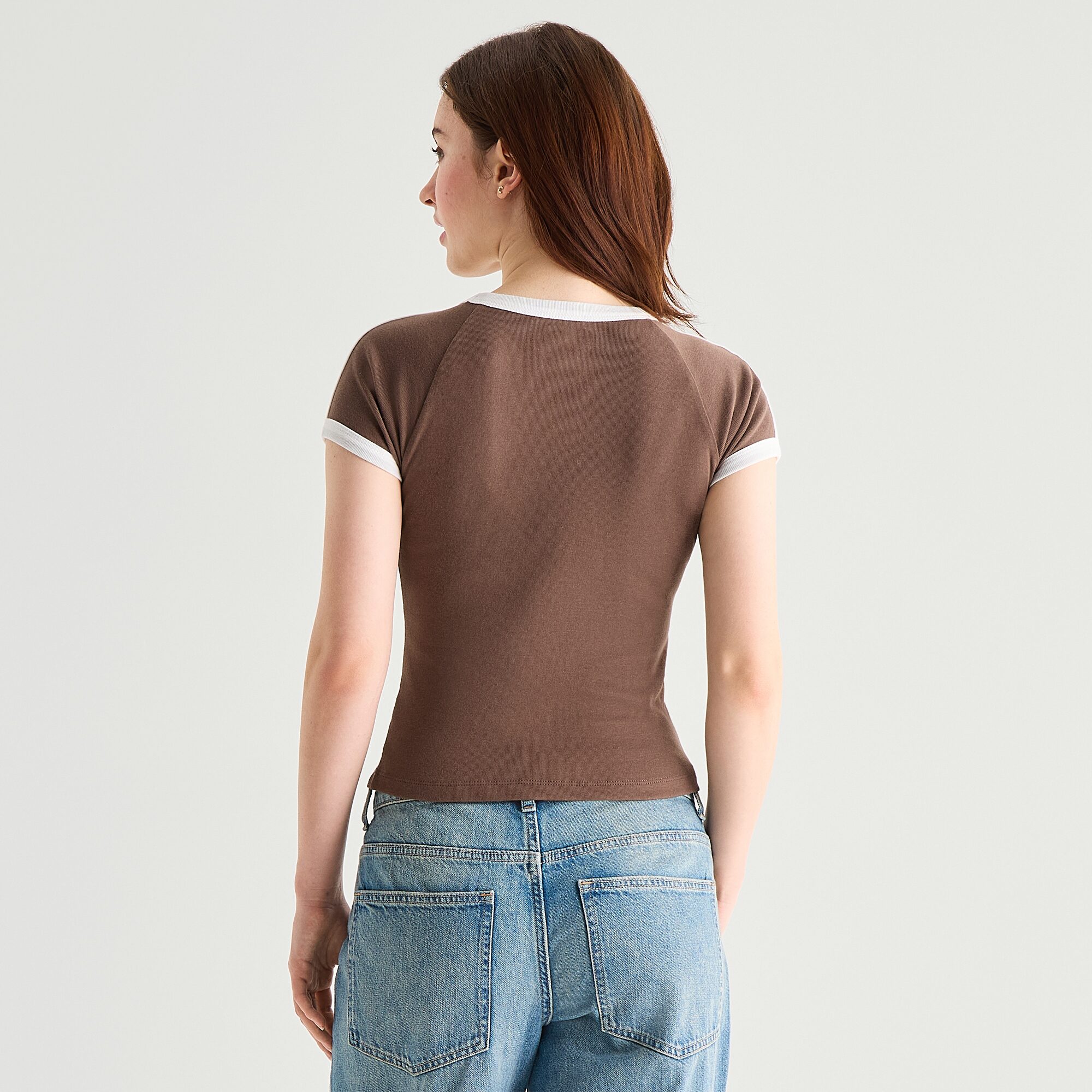 Arizona Womens Juniors Crew Neck Short Sleeve Classic Fit Graphic T-Shirt