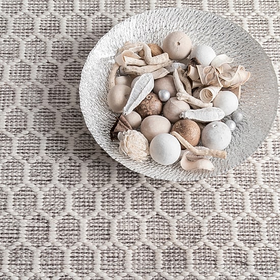 nuLoom Edris Tassel Hand Tufted Handmade Area Rug