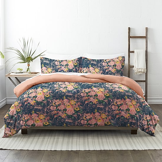 Casual Comfort Banquet Floral Lightweight REVERSIBLE Comforter Set