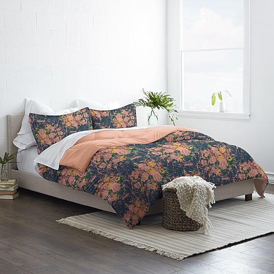 Casual Comfort Banquet Floral Lightweight REVERSIBLE Comforter Set