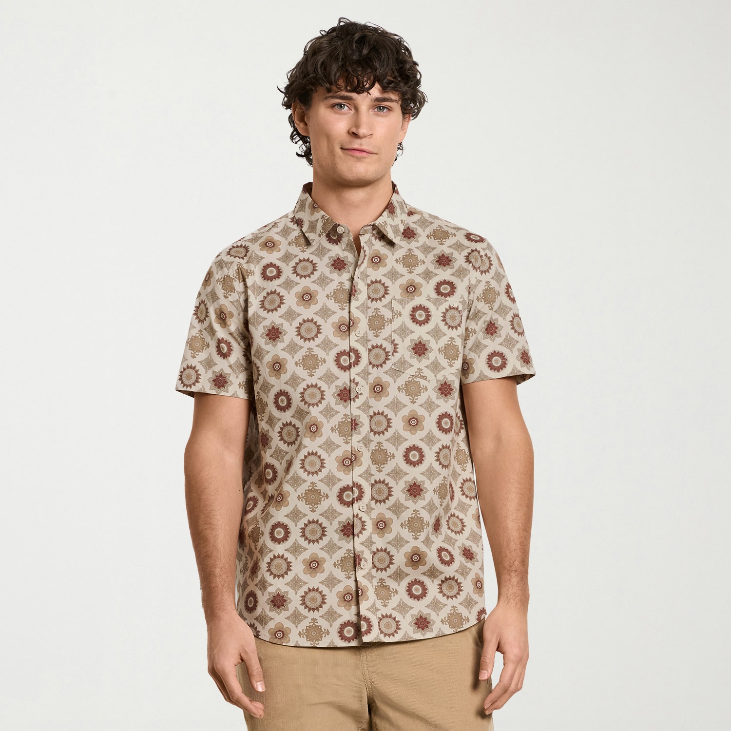 Hurley Mens Short Sleeve Regular Fit Button-Down Shirt