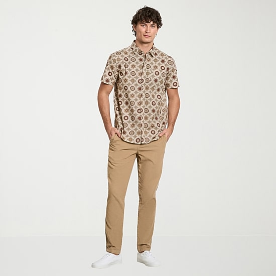 Hurley Mens Short Sleeve Regular Fit Button-Down Shirt
