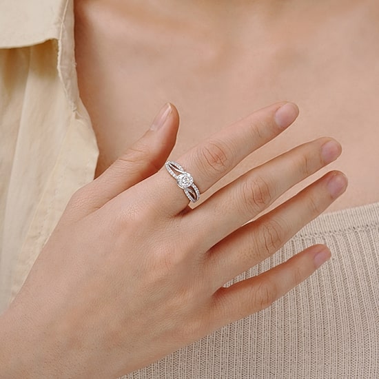 Diamonart Womens Cubic Zirconia Sterling Silver Round Crossover Side Stone Promise Ring