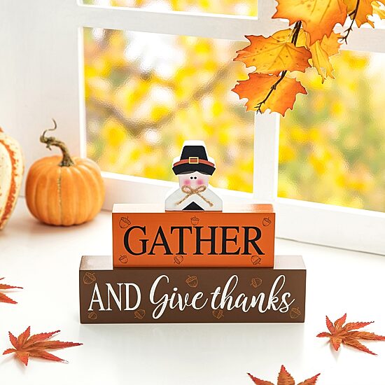 Glitzhome Harvest Wooden Pilgrim Block Sign Tabletop Decor