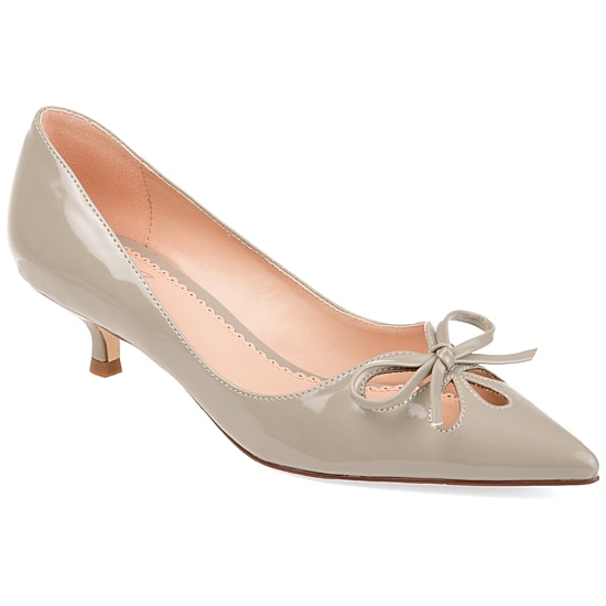 Journee Collection Lutana-Wd Womens Pointed Closed Toe Kitten Heel Pumps
