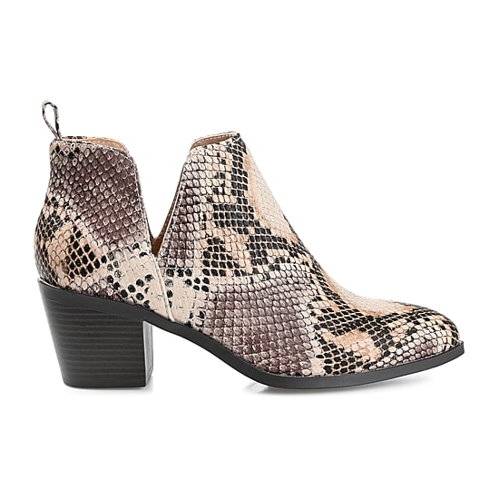 Journee Collection Womens Lola Stacked Heel Booties