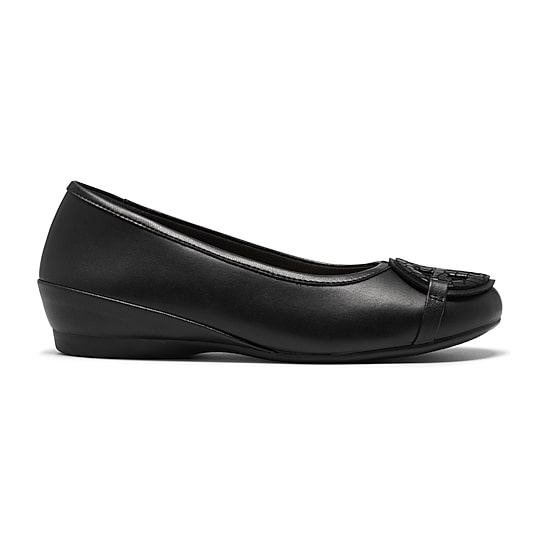 Clarks Cathrynn Luna Womens Closed Toe Slip-On Shoe
