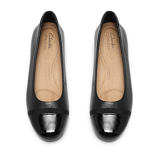 Clarks Cathrynn Dusk Womens Closed Toe Slip-On Shoe