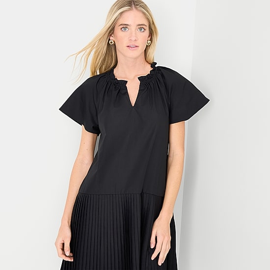 Robbie Bee Womens Petite V Neck Short Sleeve Shift Dress