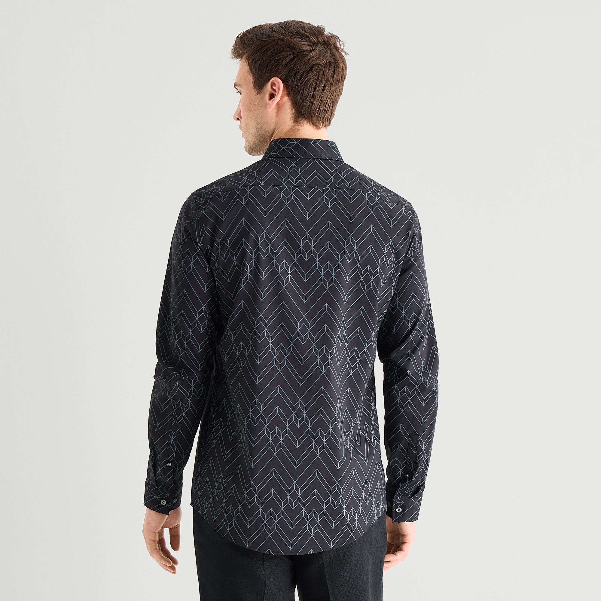 J. Ferrar Mens Long Sleeve Regular Fit Stretch Fabric Wrinkle Free Button-Down Shirt