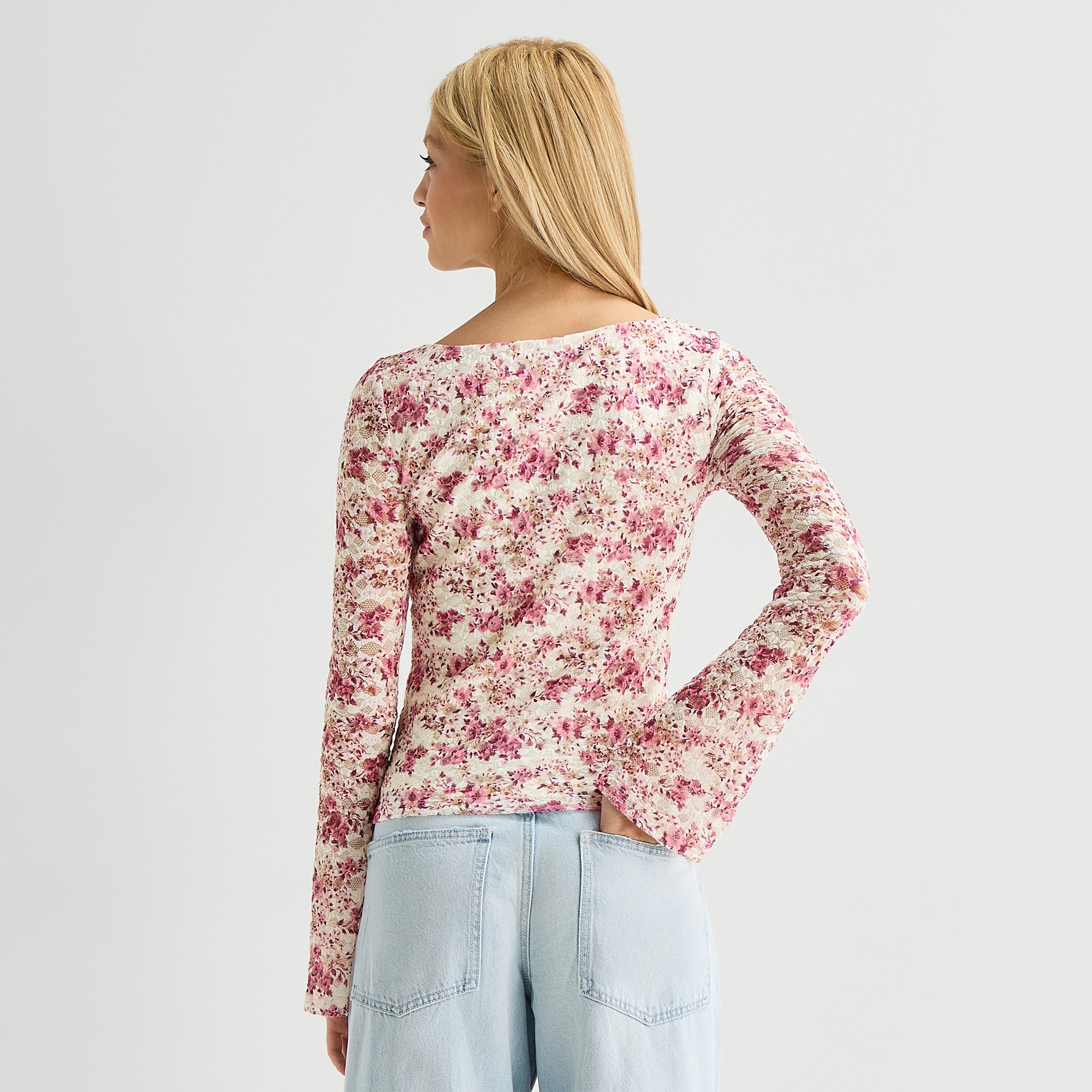 Arizona Womens Juniors Crew Neck Long Sleeve Lace Blouse