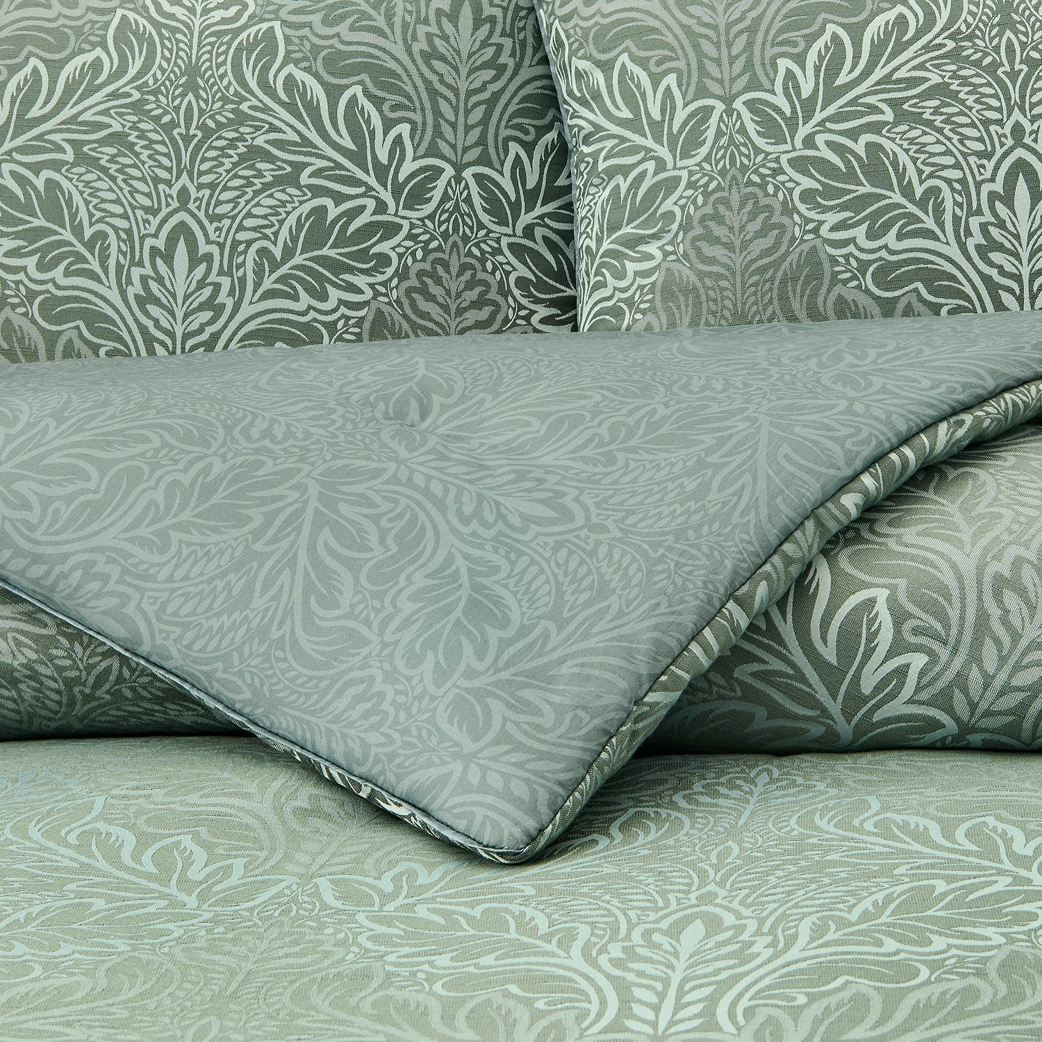 Fieldcrest Adele 3-pc. Comforter Set