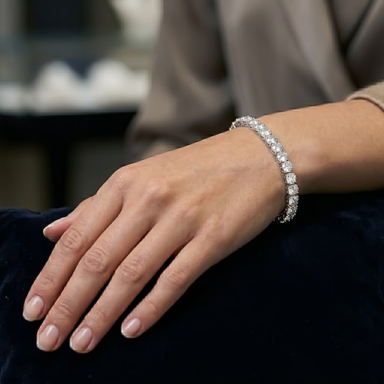 (F / Si2) Womens 8 Ct.T.W. Lab Grown White Diamond 10K Gold 7.25 Inch Tennis Bracelet
