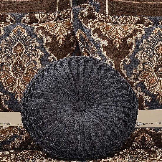 Queen Street Serafina Square Throw Pillow