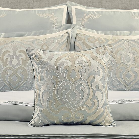 Royal Court Calmfield Square Throw Pillow