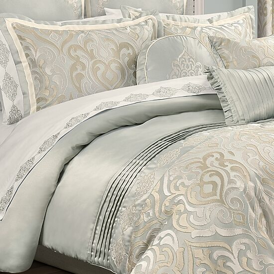 Royal Court Calmfield 3-pc. Comforter Set