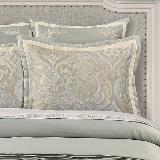 Royal Court Calmfield 3-pc. Comforter Set