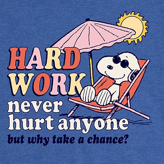 Womens Crew Neck Short Sleeve Regular Fit Peanuts Snoopy Graphic T-Shirt