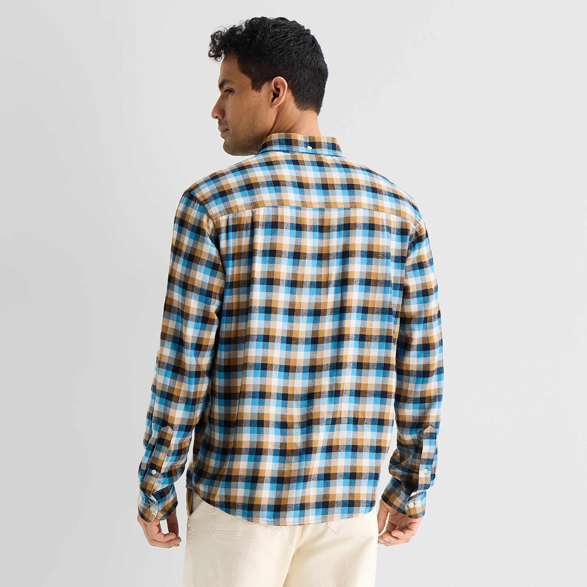 mutual weave Mens Long Sleeve Classic Fit Button-Down Shirt