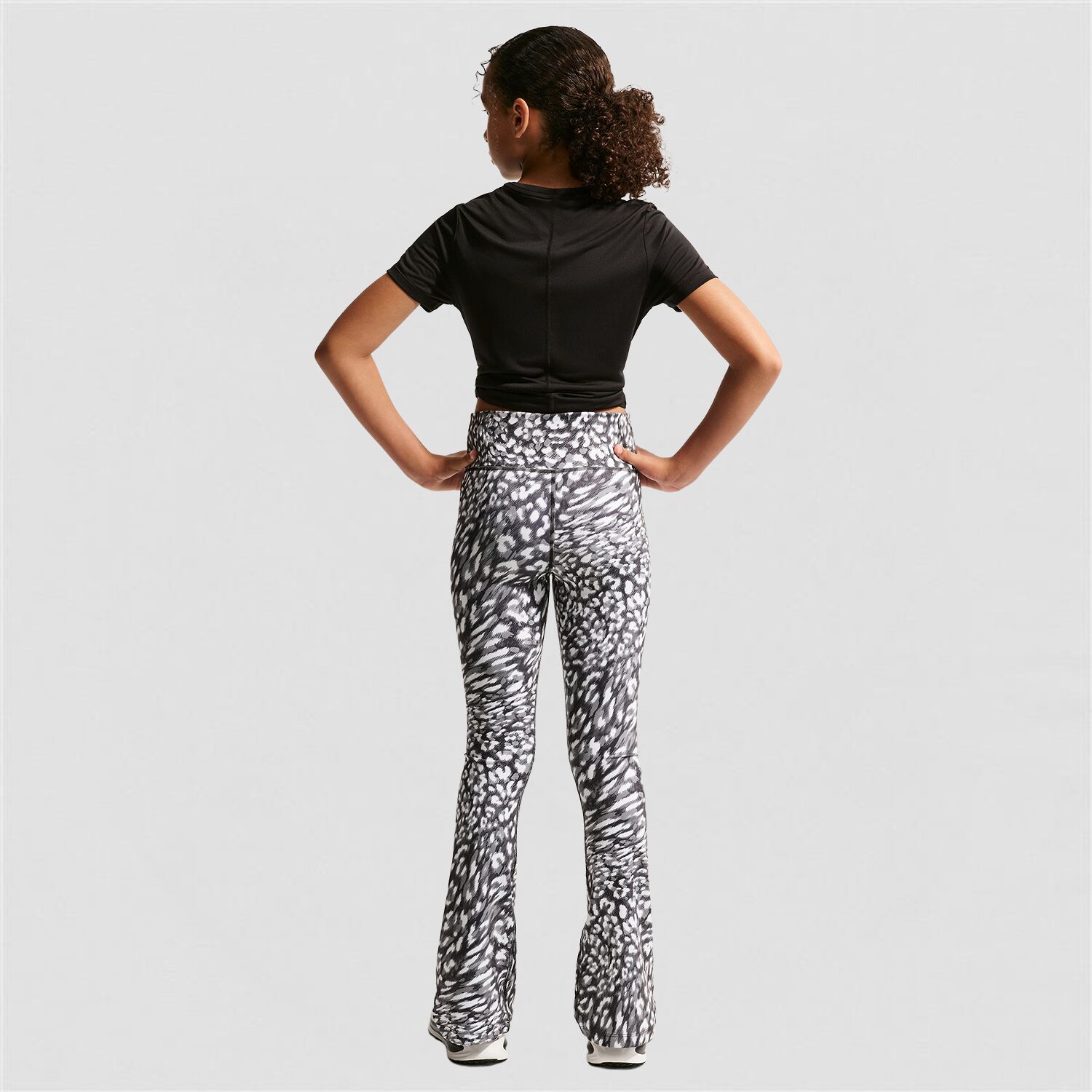 Nike Big Kid Girls High Rise Knit Active Flare Full Length Leggings