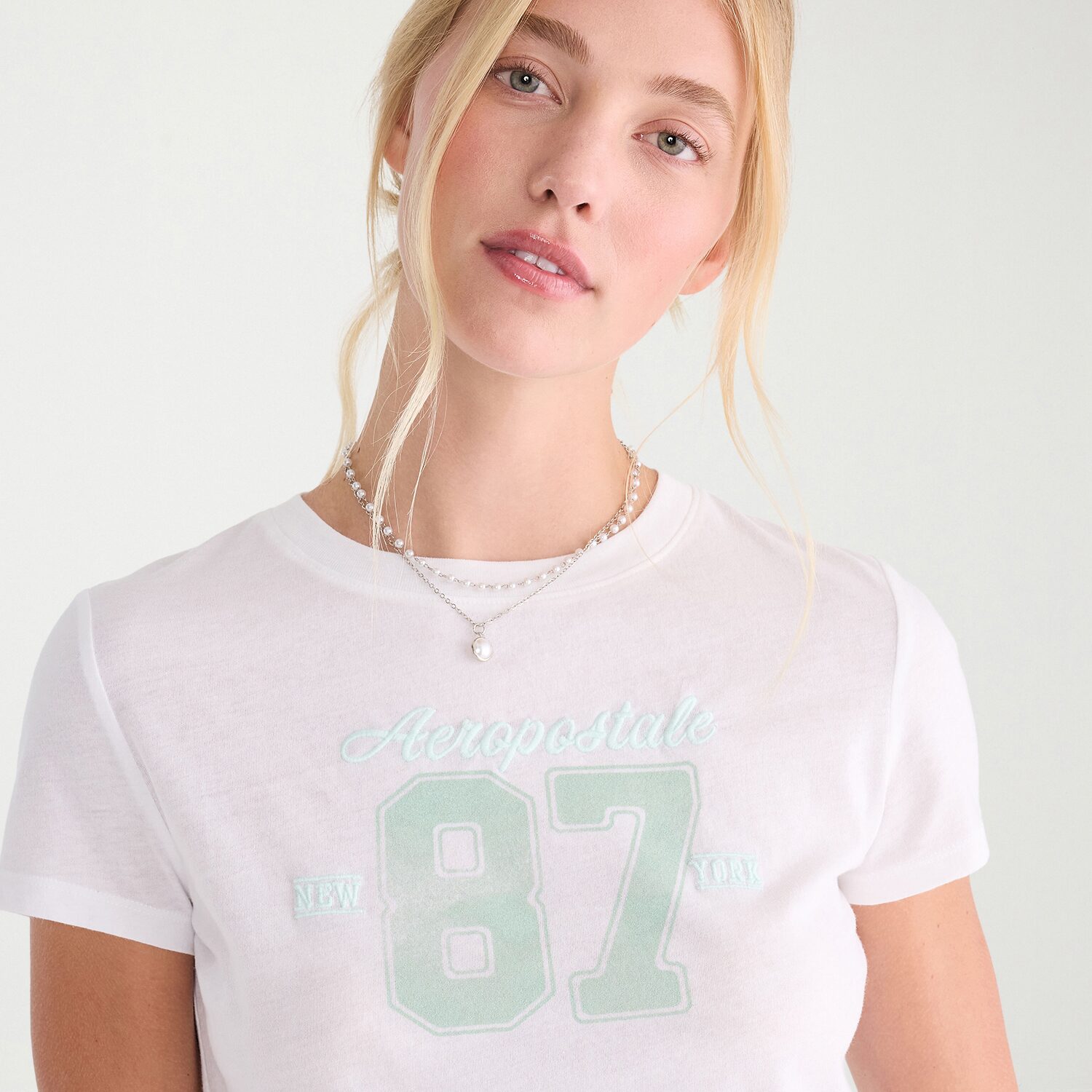 AEROPOSTALE Womens Juniors Crew Neck Short Sleeve Regular Fit Graphic T-Shirt