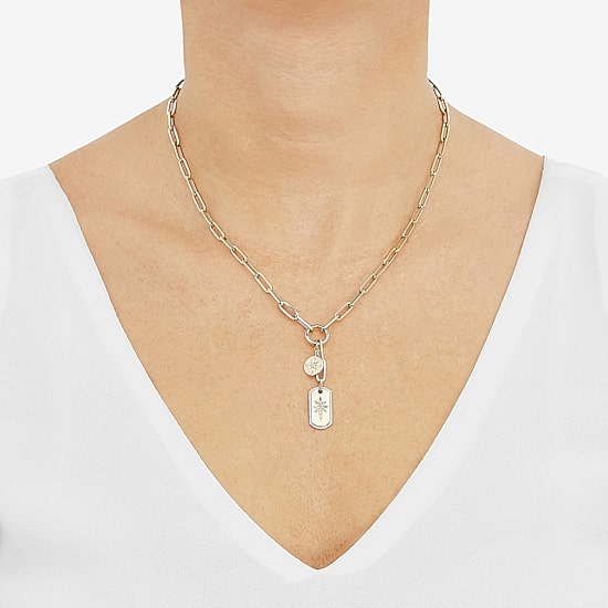 Limited Quantities! Compass & North Star Womens 1/5 CT. Natural White Diamond 14K Gold Star 17 Inch Pendant Necklace