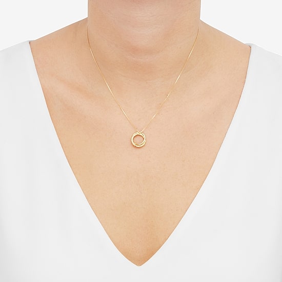 Limited Quantities! Womens 14K Gold 18 Inch Pendant Necklace