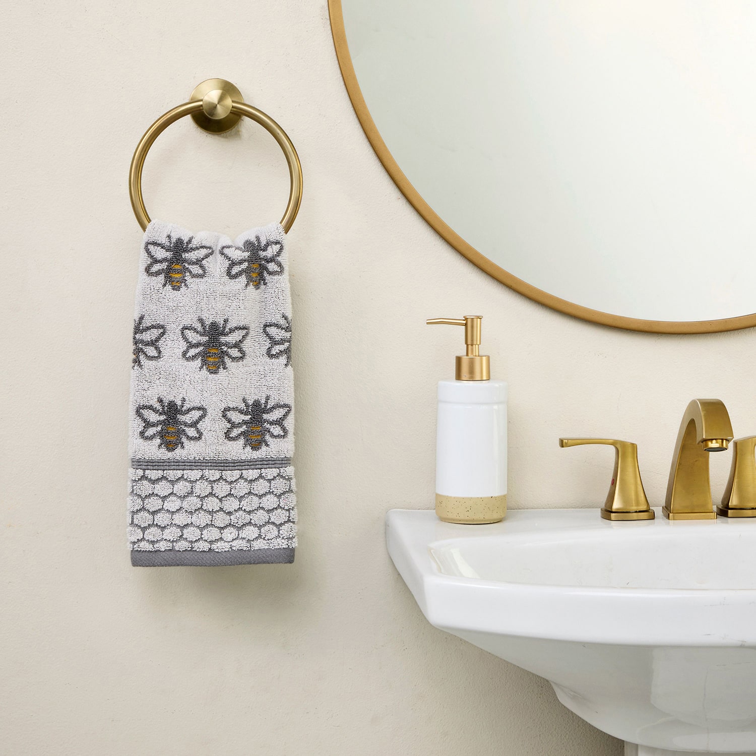 Saturday Knight Honey Bee 2-pc. Hand Towel