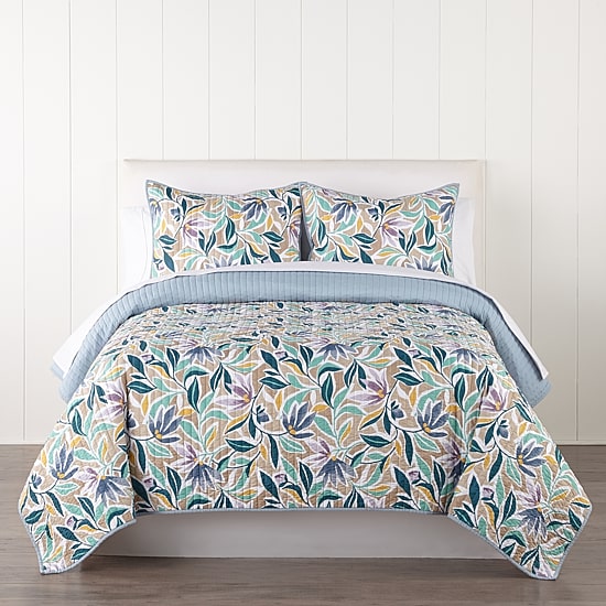 Home Expressions Everton Quilt Set