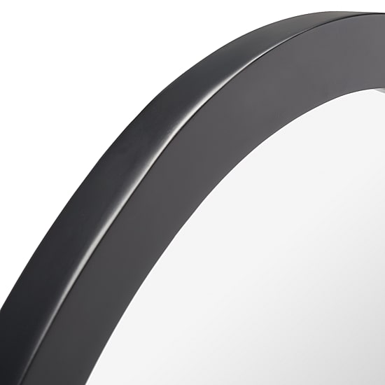 Safavieh 23.5" X 23.5" Deonna Wall Mount Round Wall Mirror