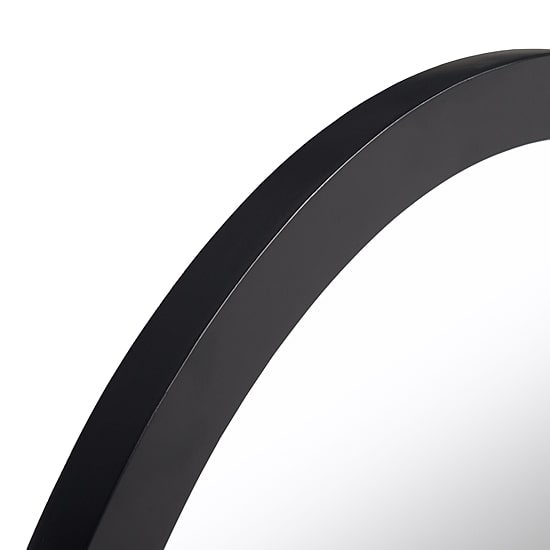 Safavieh 23.7" X 35.5" Danya Wall Mount Wall Mirror