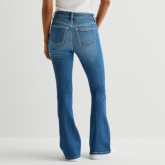 Arizona Womens Juniors Low Rise Bootcut Jean