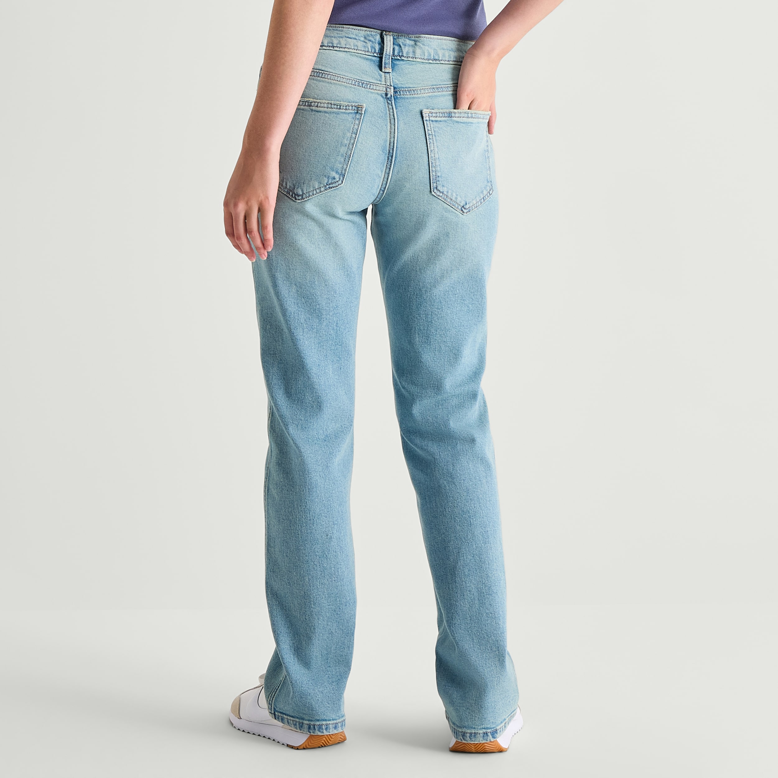 Arizona Womens Juniors Short Low Rise Straight Leg Jean