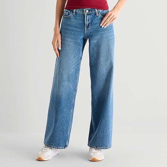 Arizona Womens Juniors Short Low Rise Baggy Fit Jean