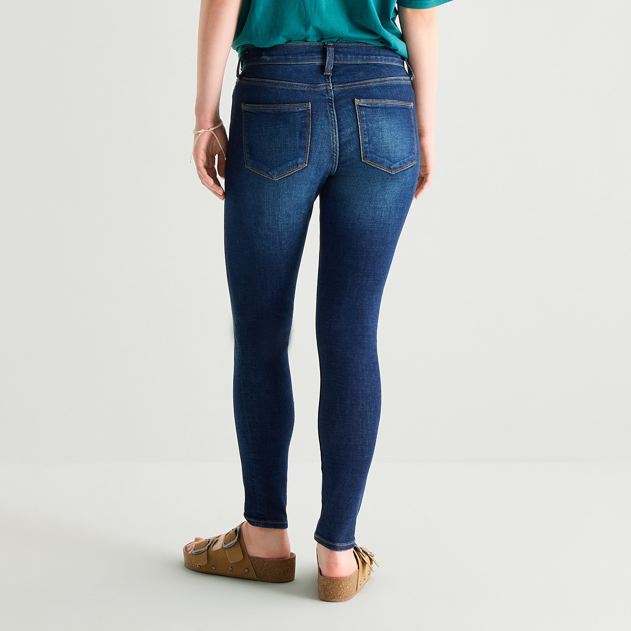 Arizona Womens Juniors Short Skinny Fit Jean