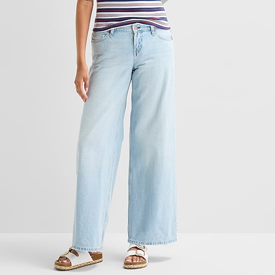 Arizona Womens Juniors Short Low Rise Baggy Fit Jean