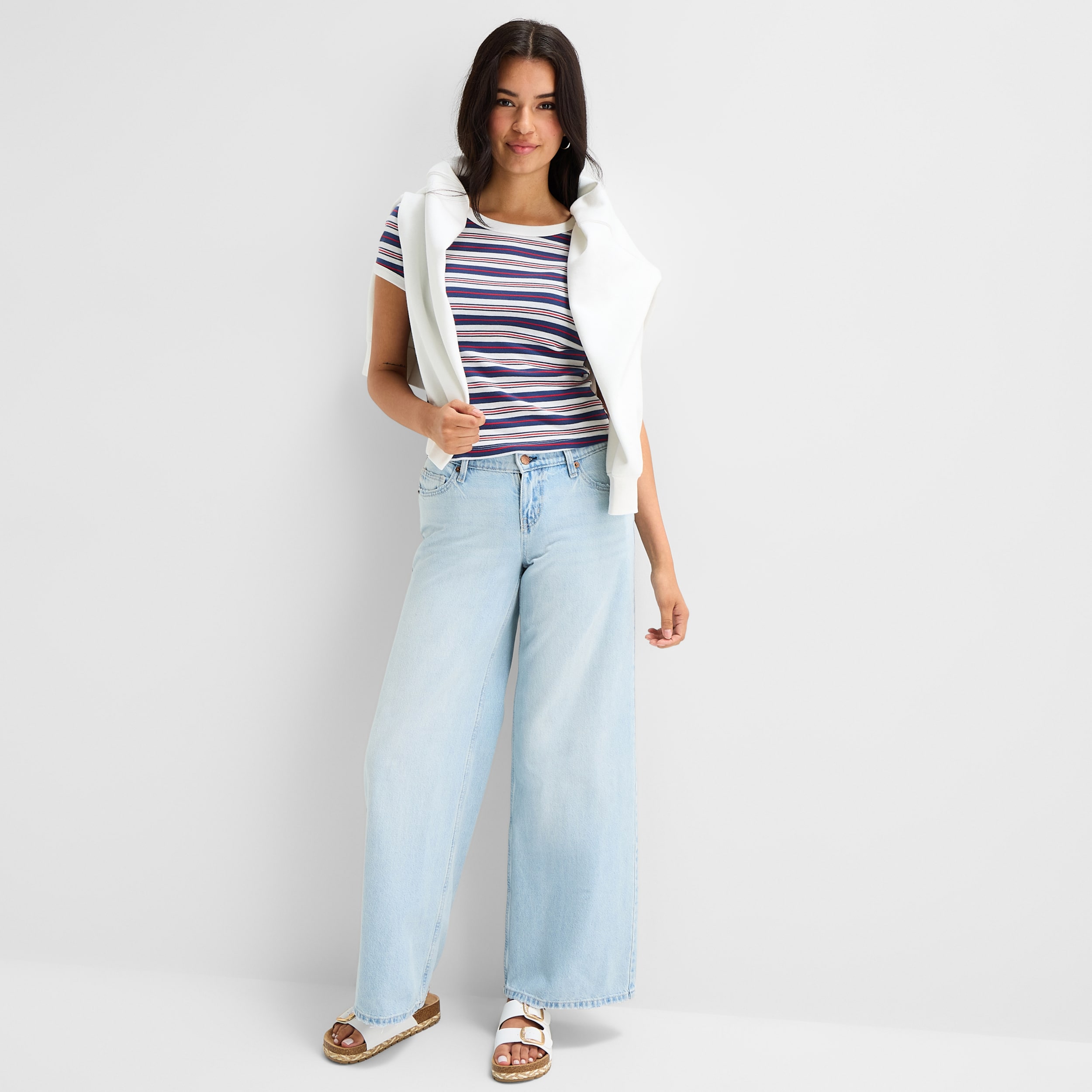 Arizona Womens Juniors Short Low Rise Baggy Fit Jean