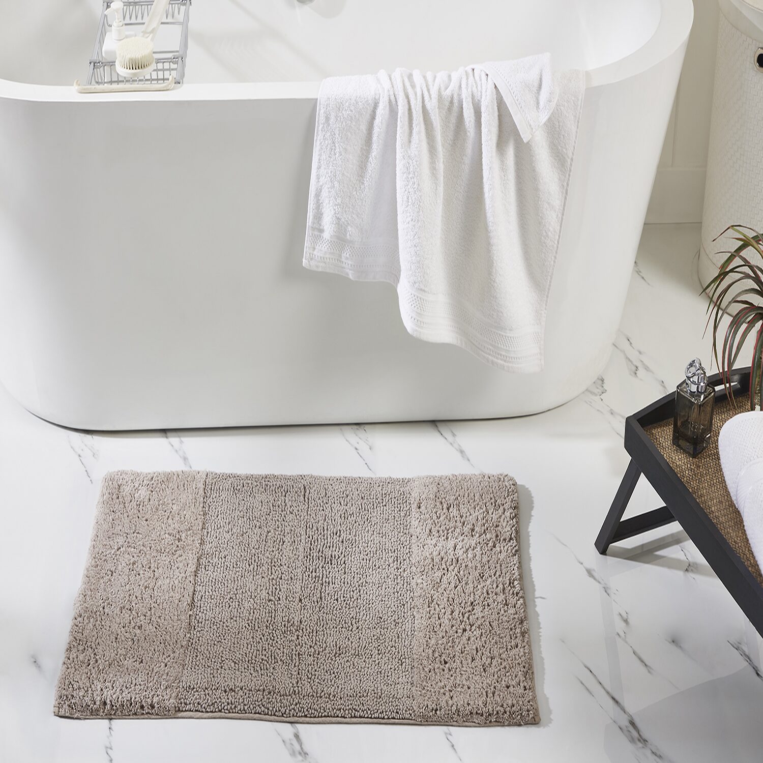 Better Trends Granada Bath Rug